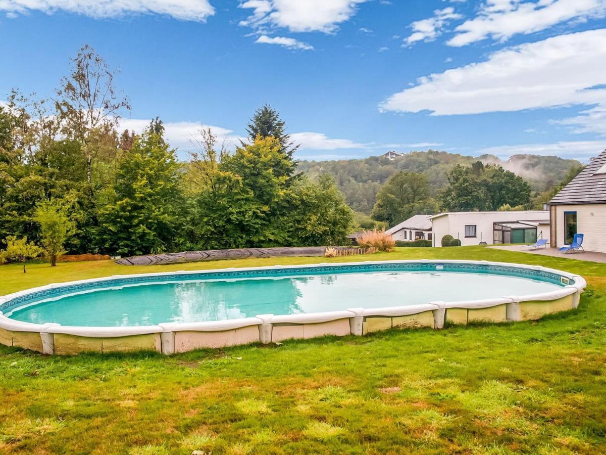 Splendid Villa In Sart Jalhay With Swimming Pool Nivezé الغرفة الصورة
